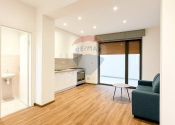 Soggiorno - Casa semi indipendente Via Giuseppe Dell'Orefice
 
39, Fara Filiorum Petri - foto 3