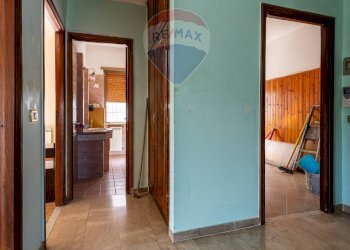 Hall / corridoio - Trilocale Via Notaresco
 
38, Roma - foto 5