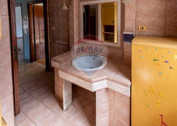 Bagno - Trilocale Via Notaresco
 
38, Roma - foto 16