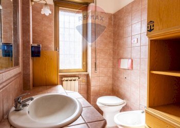 Bagno - Trilocale Via Notaresco
 
38, Roma - foto 18