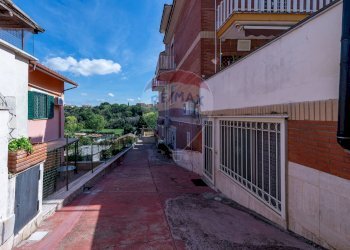 Terrazza - Trilocale Via Notaresco
 
38, Roma - foto 24