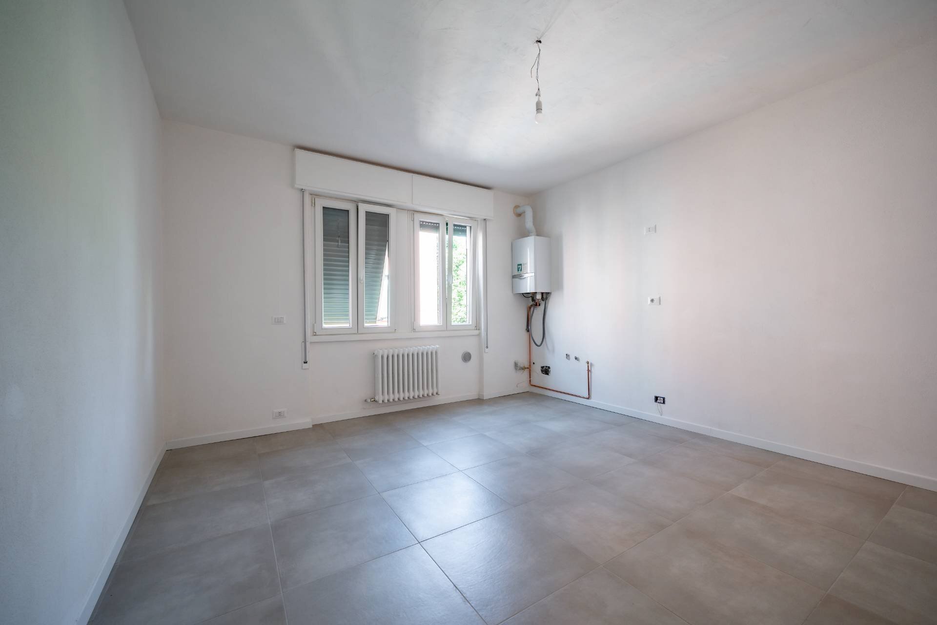 Foto 2 - Two-room apartment VIA DELLA PERGOLA
 
47, Lecco - photo 2