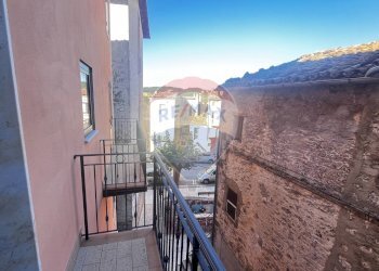 Balcone - Casa semi indipendente Piazza Dei Caduti, Matrice - foto 19