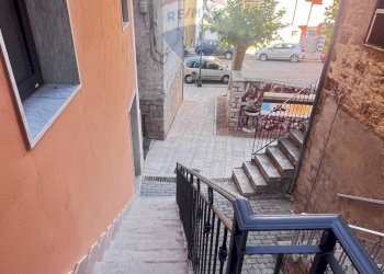 Balcone - Casa semi indipendente Piazza Dei Caduti, Matrice - foto 23