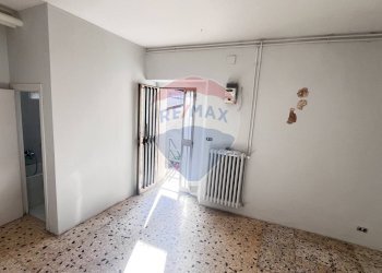 Stanza vuota - Casa semi indipendente Piazza Dei Caduti, Matrice - foto 36