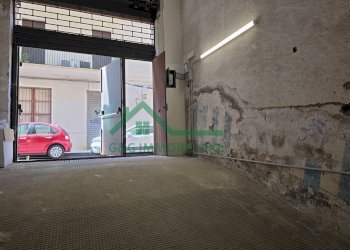 Foto 1 - Warehouse Via Tagliamento, Catania - photo 1
