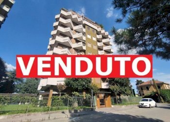 Facciata - Three-room apartment via Pietro Mascagni, 1, Rho - photo 1