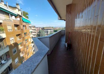 Balcone - Three-room apartment via Pietro Mascagni, 1, Rho - photo 16