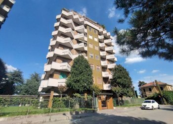 Facciata - Three-room apartment via Pietro Mascagni, 1, Rho - photo 29