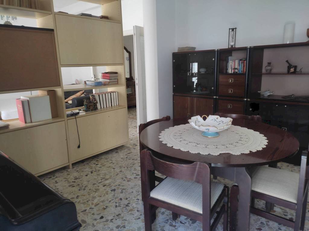 Salone - Appartamento via Europa, Gaeta - foto 2