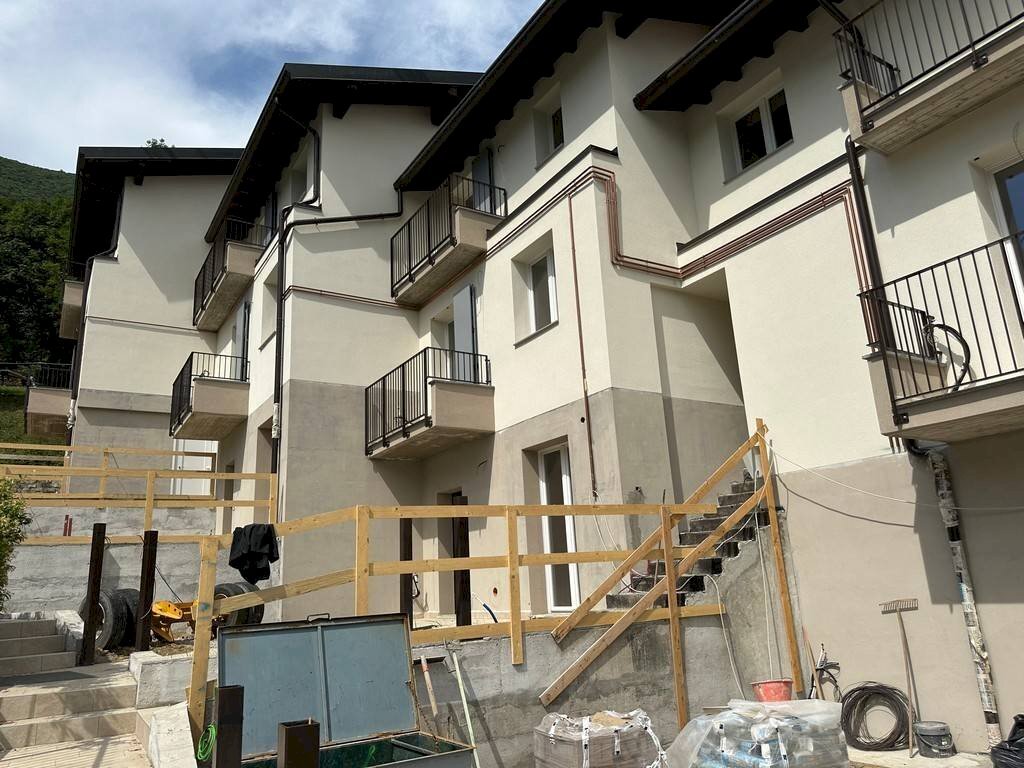 Facciata - Two-room apartment via Montegrappa, Vigano San Martino - photo 3