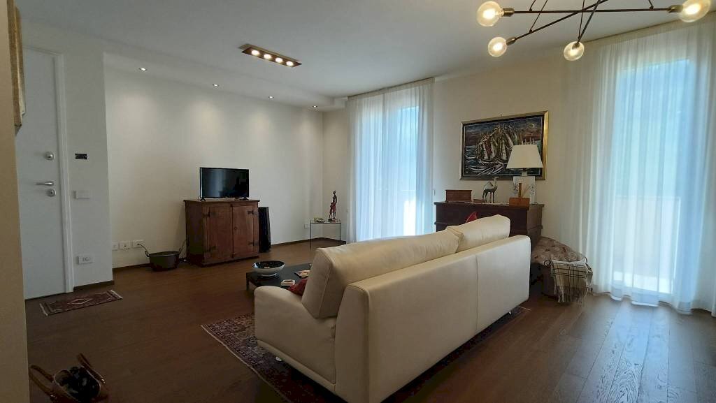 Salone - Appartamento via Don Giovanni Minzoni, Montelupo Fiorentino - foto 3