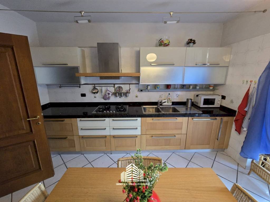 Cucina - Terreno non edificabile strada Bria, 45, Bra - foto 2