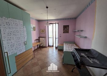 Camera da letto - Non-buildable land strada Bria, 45, Bra - photo 18