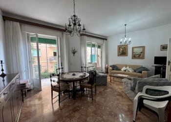 Salone - Trilocale via Arrigo Boito, Genova (zona Pegli) - foto 4