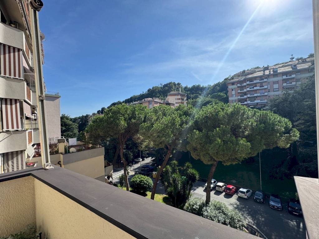 Vista - Quadrilocale via Emilio Salgari, 11, Genova (zona Pegli) - foto 3