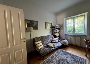 Camera da letto - Four-room apartment via Emilio Salgari, 11, Genova (neighborhood Pegli) - photo 16