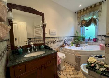 Bagno - Four-room apartment via Emilio Salgari, 11, Genova (neighborhood Pegli) - photo 22