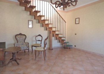 Salone - Appartamento via Servio Tullio, 28, Fara in Sabina - foto 4