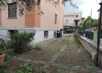 Giardino - Appartamento via Servio Tullio, 28, Fara in Sabina - foto 16