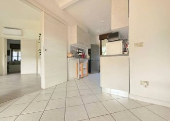 Interno non residenziale - Four-room apartment via Mohandas Karamchand Gandhi, SN, Collecchio - photo 3