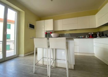 Interni - Quadrilocale via Piani, Carasco - foto 8