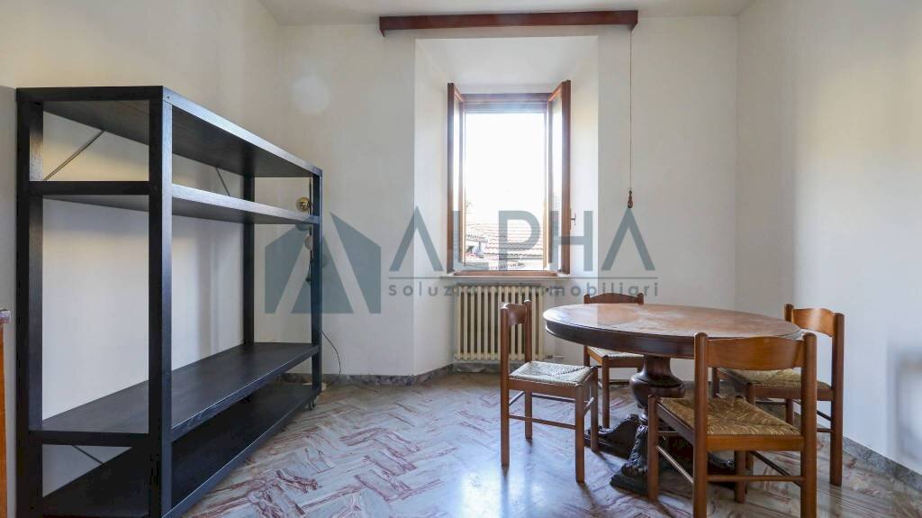 Salone - Trilocale piazza Guglielmo Marconi, 8, Dovadola - foto 1