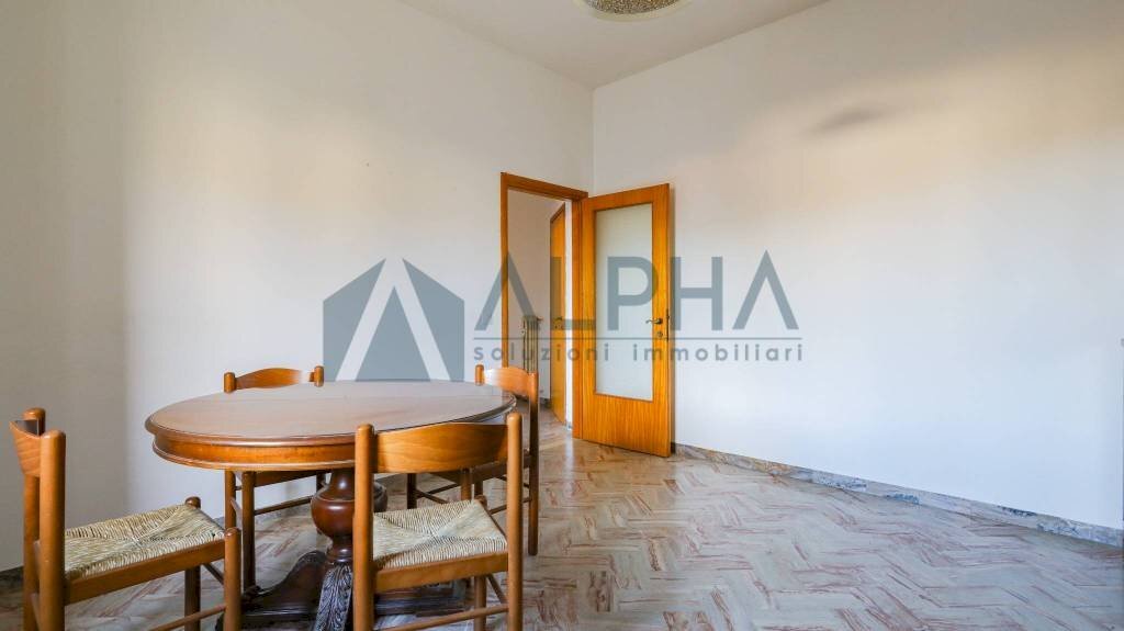 Salone - Trilocale piazza Guglielmo Marconi, 8, Dovadola - foto 3