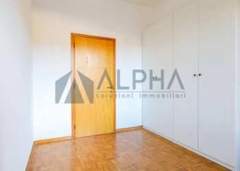 Camera da letto - Trilocale piazza Guglielmo Marconi, 8, Dovadola - foto 15