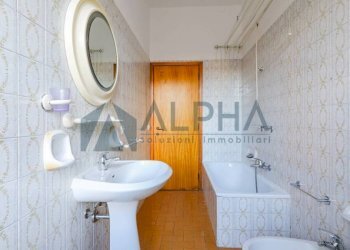 Bagno - Trilocale piazza Guglielmo Marconi, 8, Dovadola - foto 17