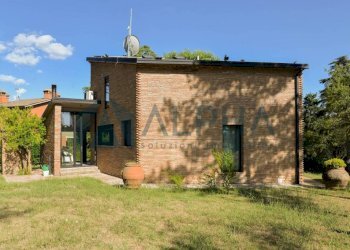 Facciata - Villa via del Tesoro, Forlì - foto 27