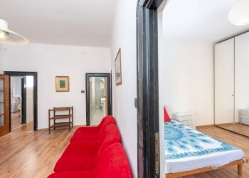 Soggiorno - Appartamento via Fereggiano, 39, Genova (zona Marassi) - foto 7
