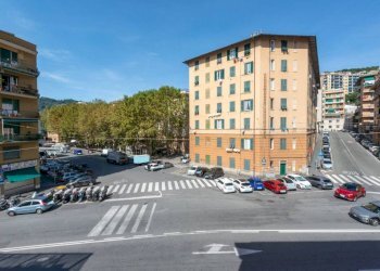 Vista - Appartamento via Fereggiano, 39, Genova (zona Marassi) - foto 24