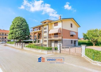 Independent house Cherasco - photo 1