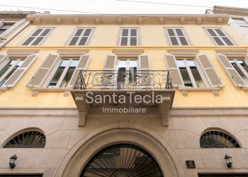 Trilocale Via dei Piatti, 6, Milano - foto 1