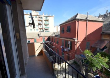 Quadrilocale Via al Santuario delle Grazie, Genova (zona Voltri) - foto 1