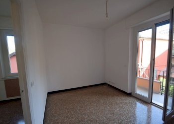 Quadrilocale Via al Santuario delle Grazie, Genova (zona Voltri) - foto 2