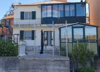 Independent house VIA AI PIANI DI SANT'EUSEBIO, 14 
 Bavari, Genova (neighborhood Bavari) - photo 3