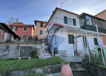 Independent house VIA AI PIANI DI SANT'EUSEBIO, 14 
 Bavari, Genova (neighborhood Bavari) - photo 8