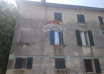 Casale Via Pioppa, 14/16 
 Disvetro, Cavezzo - foto 3