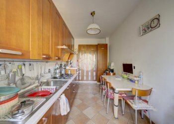 Four-room apartment Via Cristoforo Colombo, Piossasco - photo 23