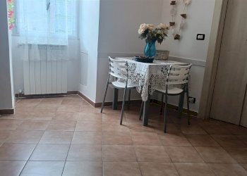 Trilocale Vado Ligure - foto 1