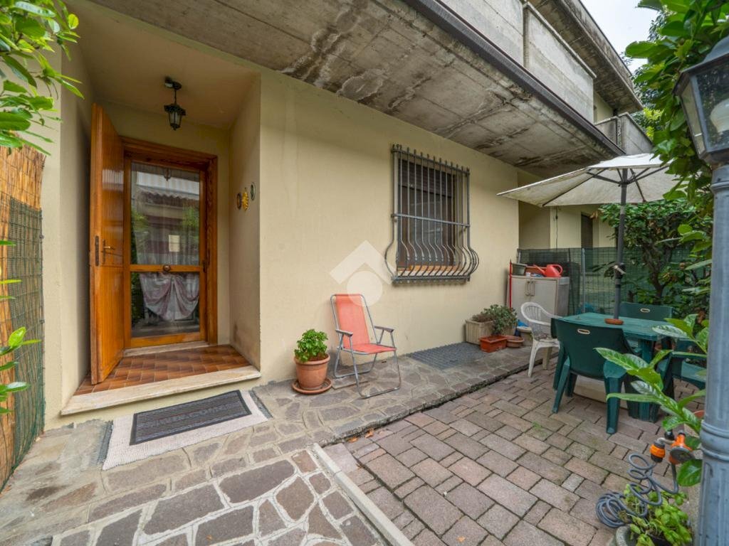 Terraced Villa Via Lazzaro Lodovico Zamenhof, Formigine - photo 2