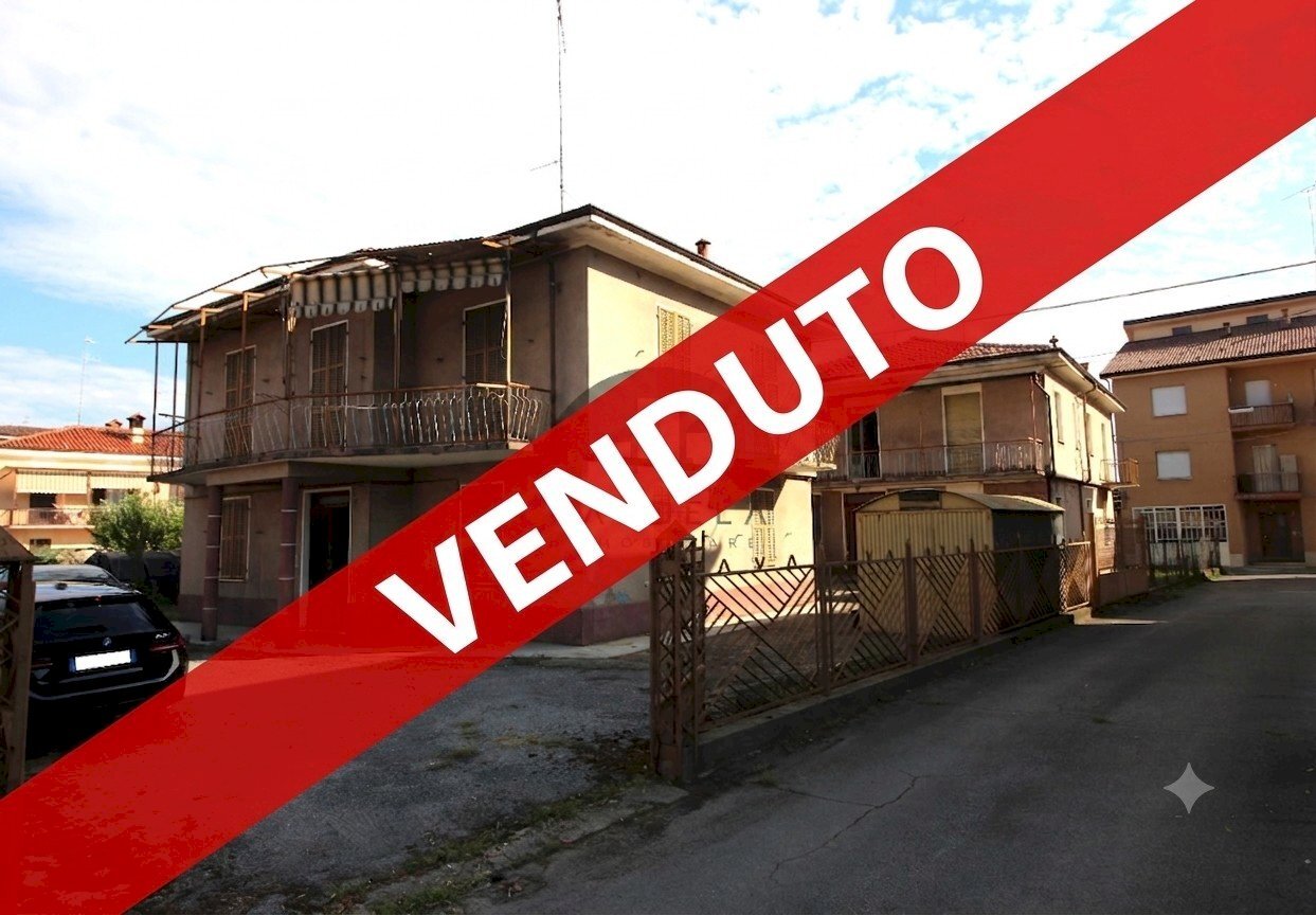 Casa indipendente Carrù - foto 1