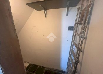 Trilocale Via Cima di S. Pantaleo, Genova (zona Staglieno) - foto 34