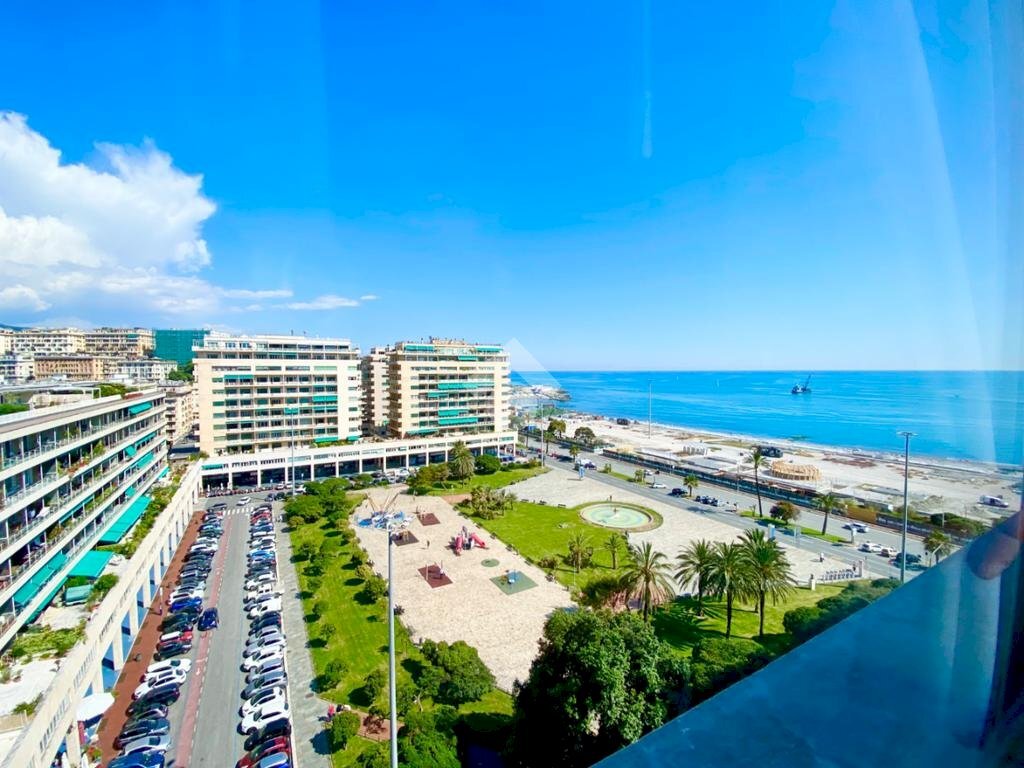 Apartment Piazza Raffaele Rossetti, Genova (neighborhood Foce) - photo 1