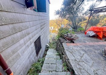 Casa semi indipendente Salita Poggio di Apparizione, Genova (zona Apparizione) - foto 15