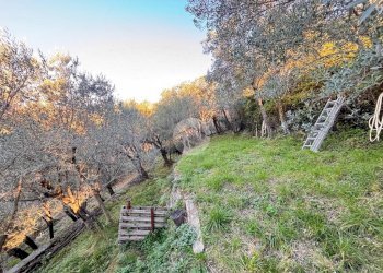 Casa semi indipendente Salita Poggio di Apparizione, Genova (zona Apparizione) - foto 17