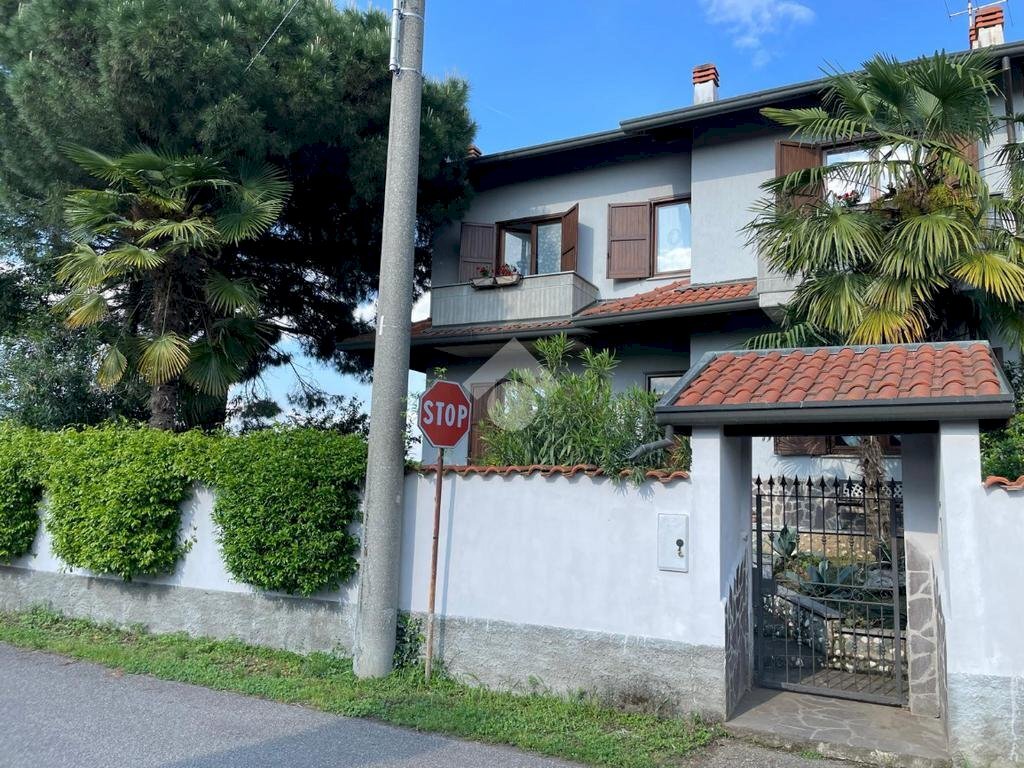 Portion of a house Via lazzaretto, Arconate - photo 2