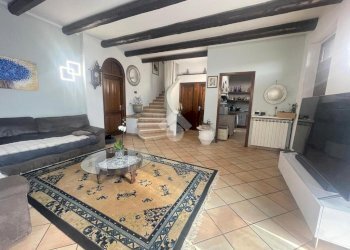 Portion of a house Via lazzaretto, Arconate - photo 12